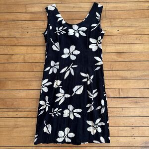 Vintage Jams World Dress Sleeveless Black White Leaves Flowers Floral Hawaiian